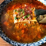 ラーメン イッケン - 豆腐と揚げ浸しが乗ってます。