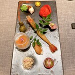 慈華 - 珍しい縦置きの前菜