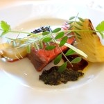 ヴィラ・アイーダ - お肉　　短角牛　フェンネル　コリアンダー　黒米