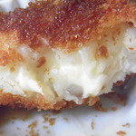 びっくりドンキー - チーズフォンデュコロッケはチーズがトローリ