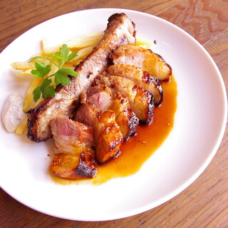 Spain Bar Charcoal Grill LEMON_1