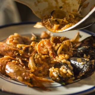 素材の美味しさを愉しむイタリア料理とソムリエ厳選のワイン