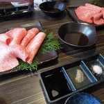 炭焼肉 石田屋。 - 特選焼しゃぶ