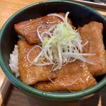 Ganso Butadon'Ya Tonton - ミニ豚丼