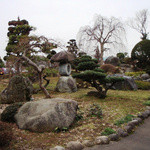 ひっつみ亭 - 手入れされた広い庭