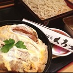 くろ麦 - カツ丼セット*\(^o^)/*
そばは佐野だから大根トッピングしたかったなぁ