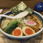 手打ち中華 こころ - 特ワンタン麺(別アングル)♪