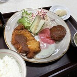 ニューロンドン - スペシャル定食