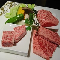 仙台牛焼肉 花牛 - 