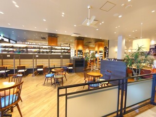 タリーズ コーヒー - 店内
