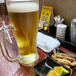 かつら - 生ビール(中)@580円とお通し