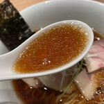 ラーメンWalkerキッチン - 豚が加わってもクドさはなくバランス良いです