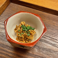 赤坂とゝや魚新 - 小鉢（厚揚げのそぼろ餡かけ）