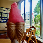 フォンテーヌ - 料理写真:「かき氷」いちご系ので夏の暑さもクールダウンミャ！