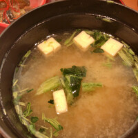 函館うに むらかみ 日本生命札幌ビル店 - お味噌汁も好みです。