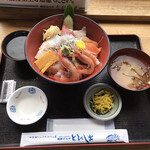 とびしま - 海鮮丼