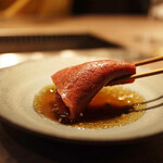 USHIGORO S. - 厳選赤身の焼きしゃぶ 岡崎牧場近江牛43ヶ月のクリ