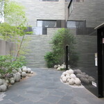 鮨 さかい - LANEラウンドビル