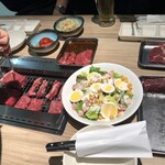 日暮里食肉問屋 焼肉 おもに亭  - 