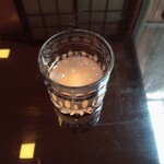 山玄茶 - 余ったピンクグレープフルーツは絞ってジュースに。もちろん少しアルコールが効かせてあります。