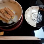 山玄茶 - 穴子の蒸し寿司。熱々！