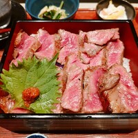 小梅 浦和総本店 - 国産和牛ステーキ重