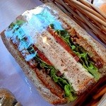 えびすやのパン - ●大豆バーグサンド@380