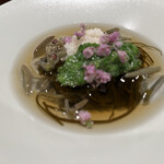 永山 - 蓴菜のゼリー玉も大きく新鮮