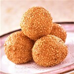 銀座アスター - あん入り揚げ胡麻団子