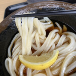 うどん おかだ - しなやかで弾むような弾力