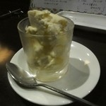 hE - バニラアイス200円