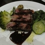 hE - 仔羊ロースのロースト1,600円