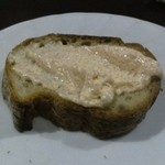 hE - お通し300円