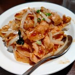 上海華龍 - 【2022.7.14(木)】本日の日替わり②(担々冷麺&生姜焼き丼)1,080円の生姜焼き丼