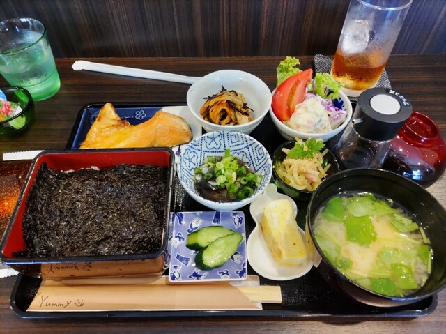 グェル カフェテリア（guell cafeteria） - 五稜郭（カフェ）の写真