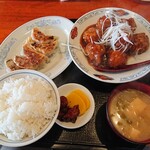 興楽 - 肉だんご定食+餃子