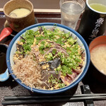 Sushi Uogashi Nihonichi - メニューのコピーに偽りなく「どか盛り！」茶碗蒸し付き♪
