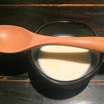 山元麺蔵 - サービスの杏仁豆腐