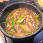 山元麺蔵 - 香味油の牛と土ゴボウのつけ麺②