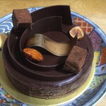 Chocolaterie&Bar ROND-POINT by Hirofumi Tanakamaru - 