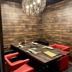 焼肉 拍手喝采 - 店内