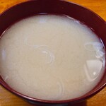 Uokuni Zushi - お味噌汁