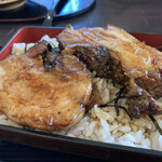 あってりめんこうじ - 《あぶり肉重(S)》
ぶ厚いチャーシュー！