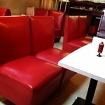 純喫茶ヒロ - マァ、たまらン。
      正統派喫茶店の趣き。