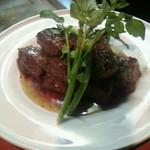 ステーキてっぺい - ヤングステーキ150g。クレソン乗ってます。