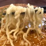日吉丸 - 肉みそラーメンの中太縮れ麺