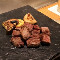 鉄板焼 しろや 銀座亭 - 特選北さつま牛の赤身（ランプ）ステーキ 120g