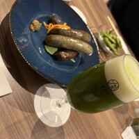 RESTAURANT 1899 OCHANOMIZU - お茶ソーセージ盛り合わせと抹茶ビール