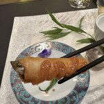 トゥ・ラ・ジョア イズム - 鮎の一皿