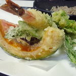 きた六 - 天ぷら（後面）